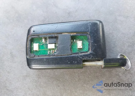 2007 Toyota Prius z USA, uszkodzony, nr VIN JTDKB20UX77582367